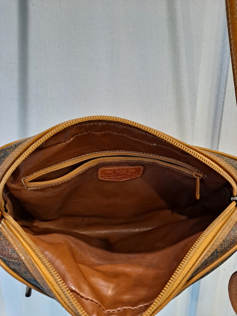 Carlo Rino Italian Vintage 80s Paisley Pattern Brown Crossbody Bag Trendy
